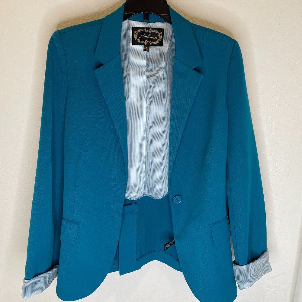 Woman's Ambiance Blazer in Teal - Size M